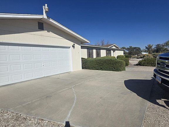 3rd image of 4676 Solias Rd
