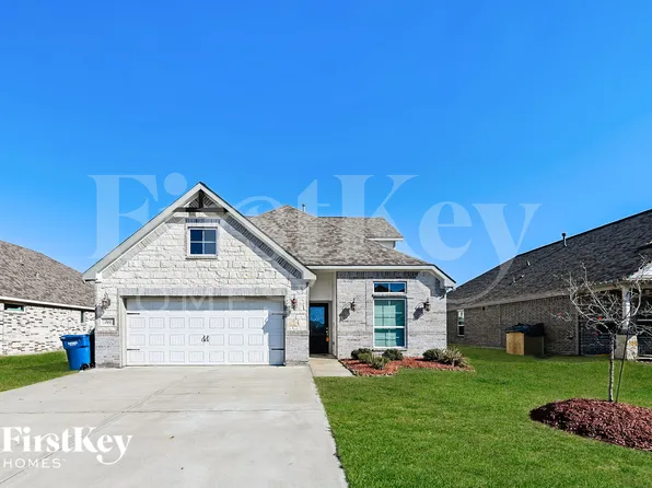 215 Brazos Dr, Baytown, TX 77523