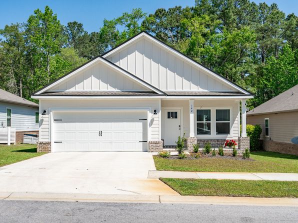 142 Marsh Lndg, Freeport, FL 32439