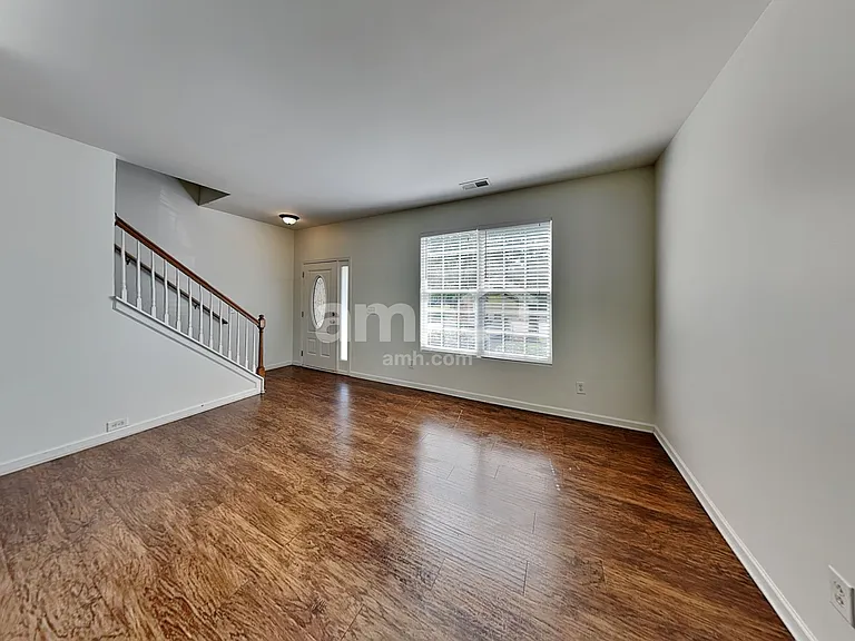 16511 Falconry Way — Photo 8