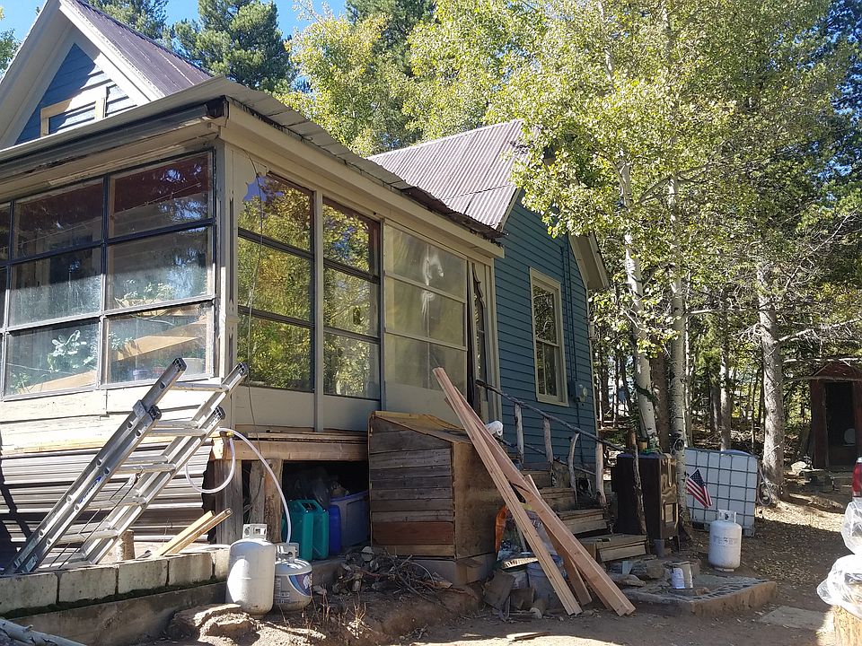 2nd image of 204 Main St