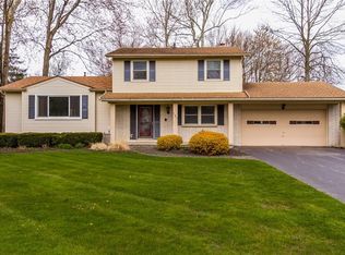 157 Rusty Ln, Rochester, NY 14626