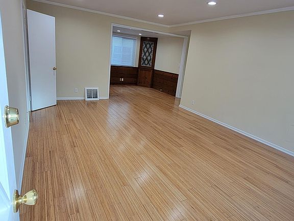 5th image of 1506 Yale St APT D