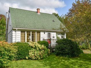 14 Clifford Dr, Dartmouth, NS B2W 1T8