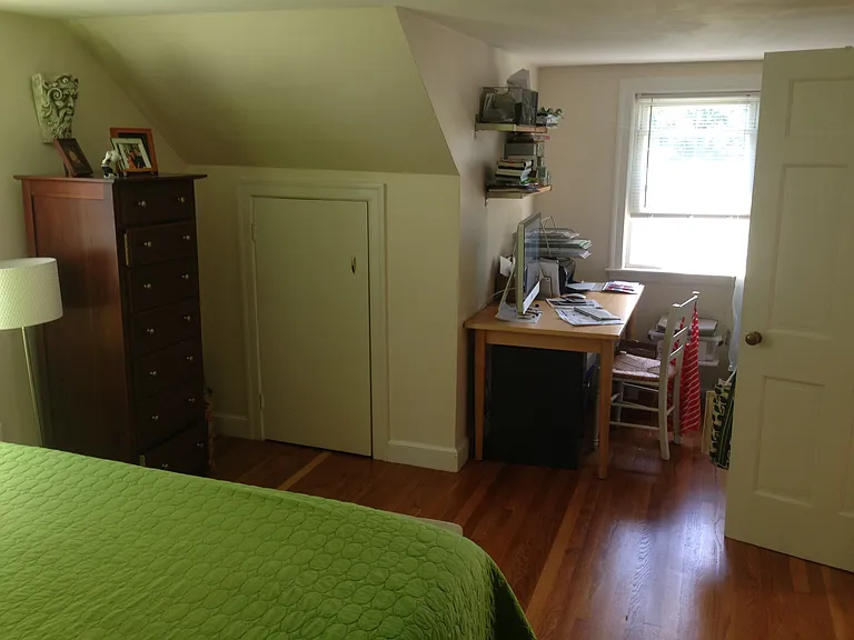 287 Washington St — Photo 4