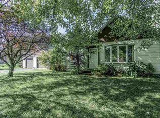 294 Bogden Rd, Broadalbin, NY 12025