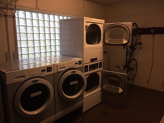4th image of 5044 N Marine Dr #2D