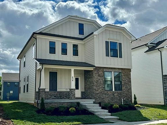 2nd image of 454 Hanson St