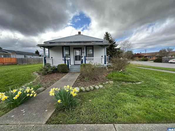 407 Sequim Ave, Sequim, WA 98382