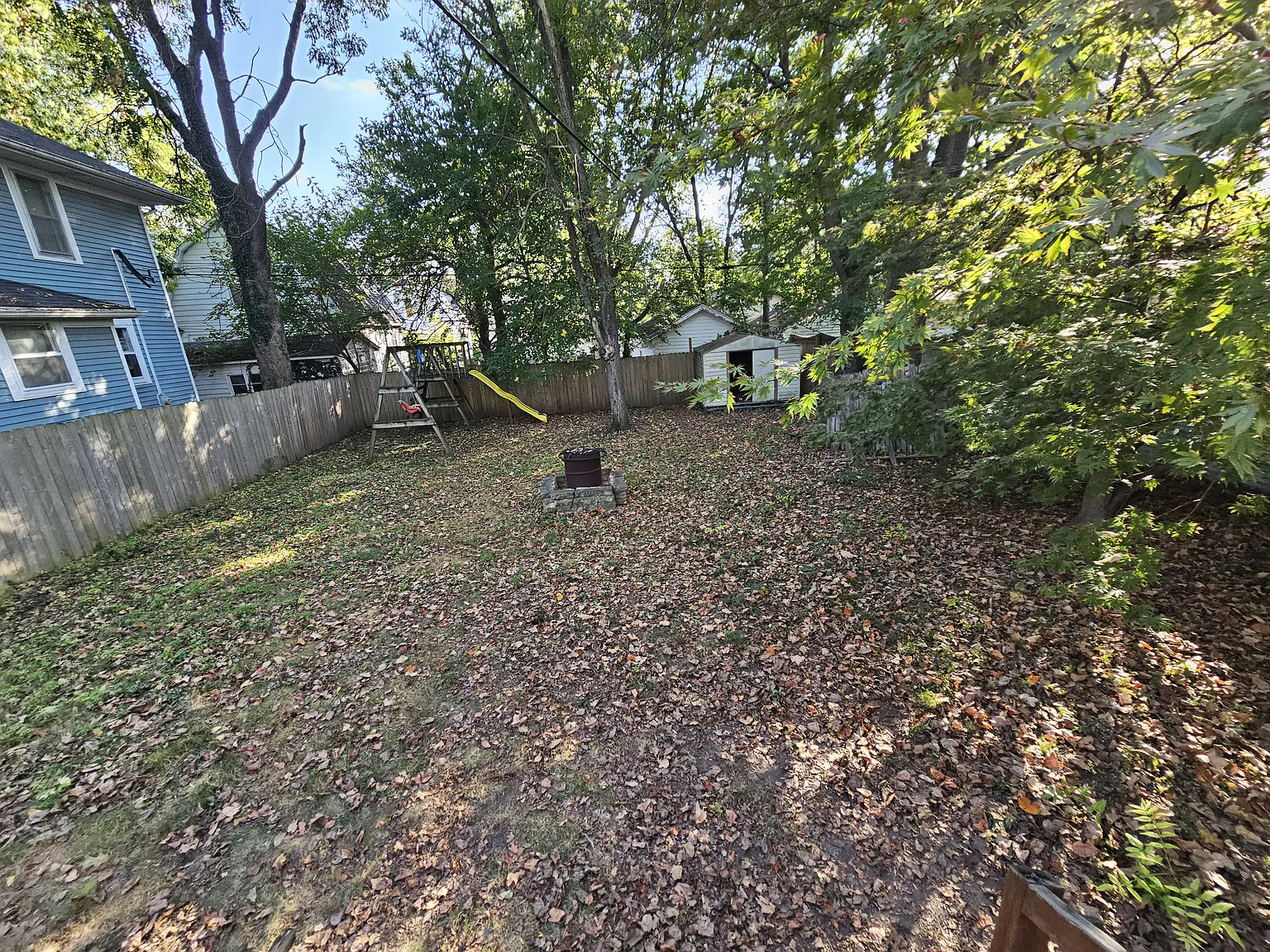 3 bed, 1295 sqft, $1,850 — Photo 4