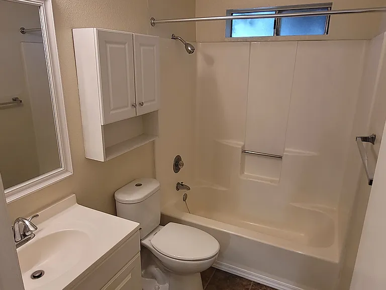 5069 University Ave #21 — Photo 7