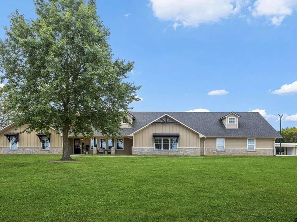 583 County Road 1010, Mount Vernon, TX 75457