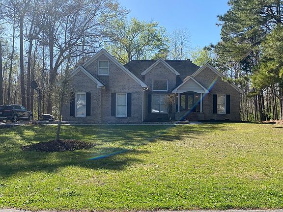 5th image of 901 Haymarket Ln