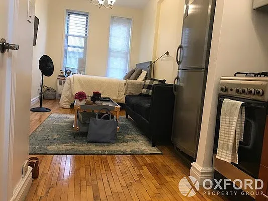Rented by Oxford Property Group | media 20