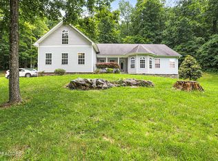 982 Jordan Rd, Washburn, TN 37888