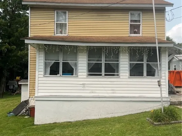 120 Wren St, Cairnbrook, PA 15924