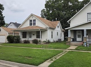 105 SE 2nd St, Abilene, KS 67410