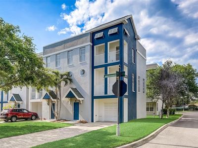 4501 Legacy Park Dr, Tampa, FL, 33611