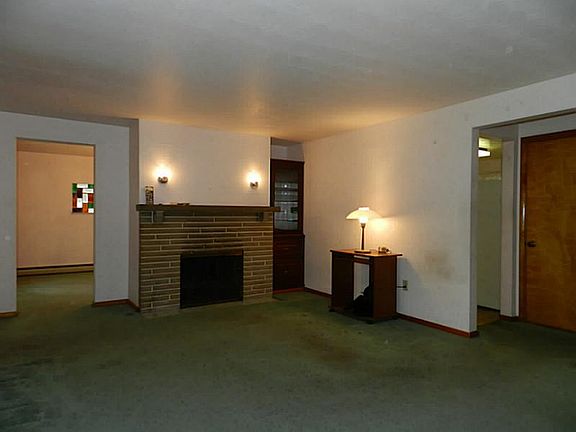4th image of 5435 Park Ave