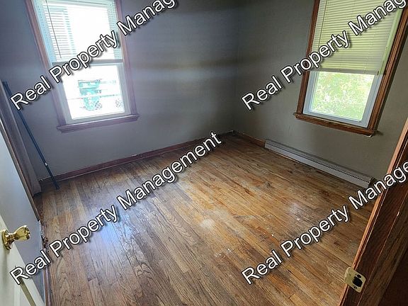 5th image of 7428 McCook Ave