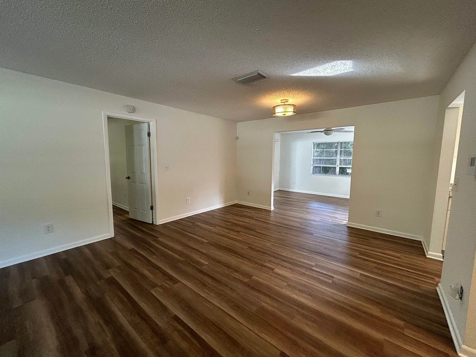 2 bed, 1237 sqft, $2,000 — Photo 3