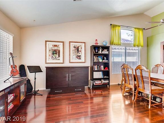 4th image of 8237 Hot Creek Dr