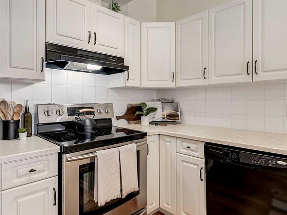 5th image of 2134 S Kensington Rd NW #105