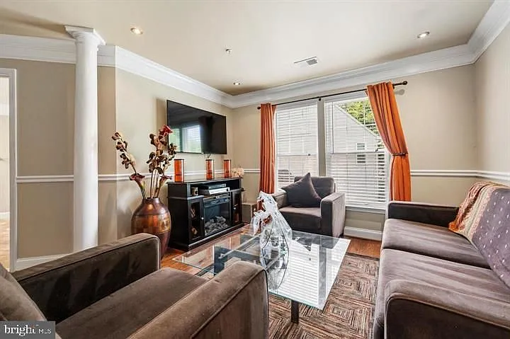 12104 Guinevere Pl — Photo 22