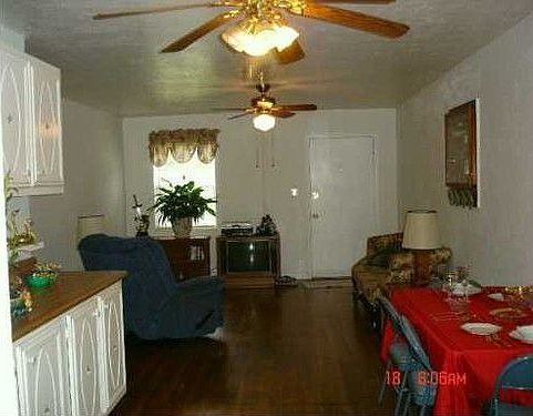 2nd image of 1249 Emeralda Rd