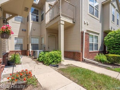 23855 Greenwood Dr #84, Flat Rock, MI, 48134