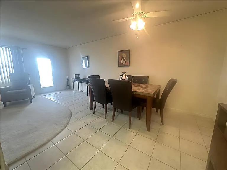 4037 Harwood Dr #D — Photo 8