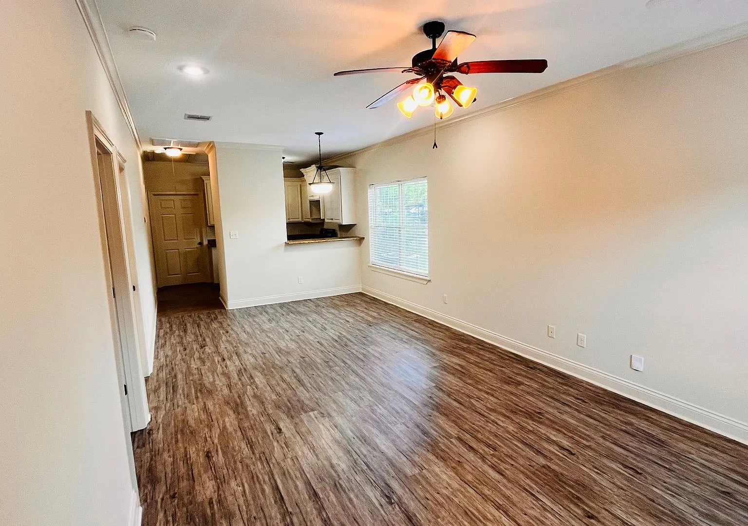 2709 Enterprise Blvd unit A — Photo 2