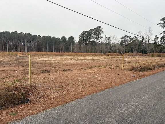 5th image of Town Point Lndg