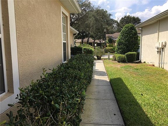 4th image of 10713 Ashford Oaks Dr