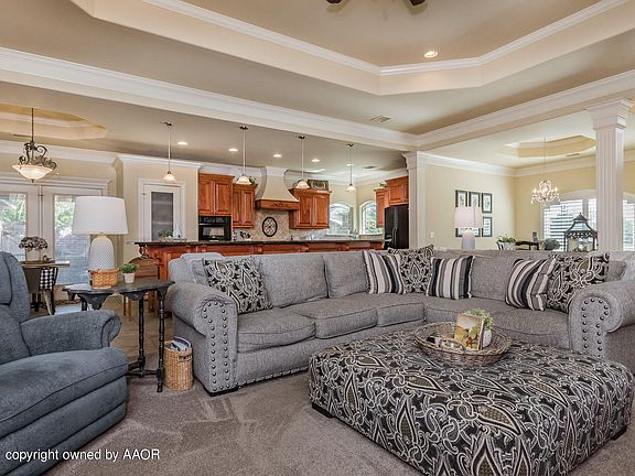 5th image of 7700 Garden Way Dr