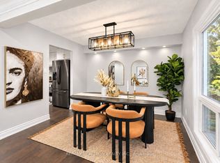 646 Village Pkwy #22, Markham, ON L3R2S7