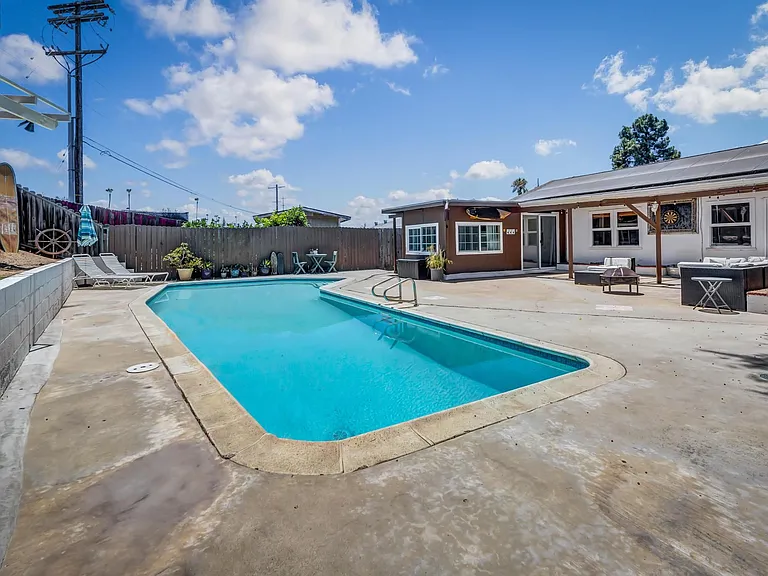 4191 Mount Everest Blvd — Photo 1