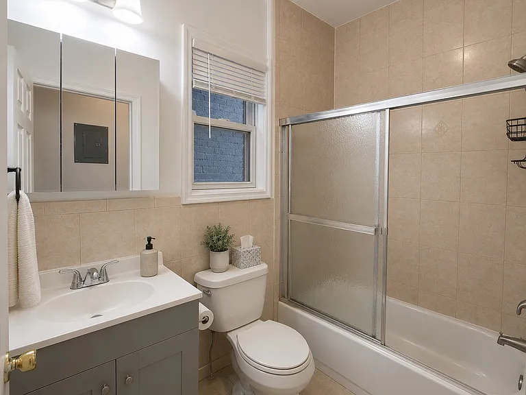 217 Tonnelle Ave #1 — Photo 12