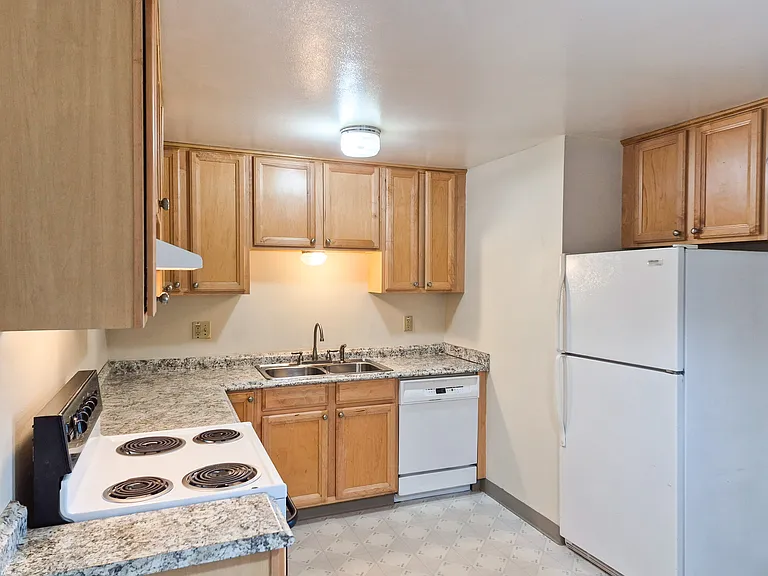 1810 Jefferson St SE #1810 — Photo 9