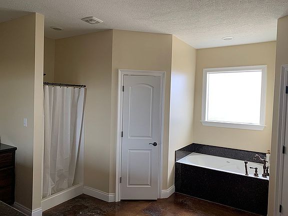 4th image of 2643 E Robinwood Dr