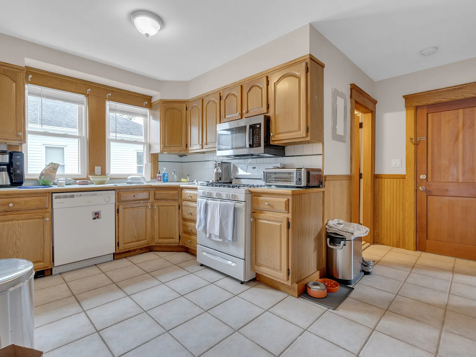 6 Stirling Street, Andover, MA 01810 - — Photo 2