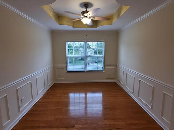 2nd image of 1704 Briarhill Ct