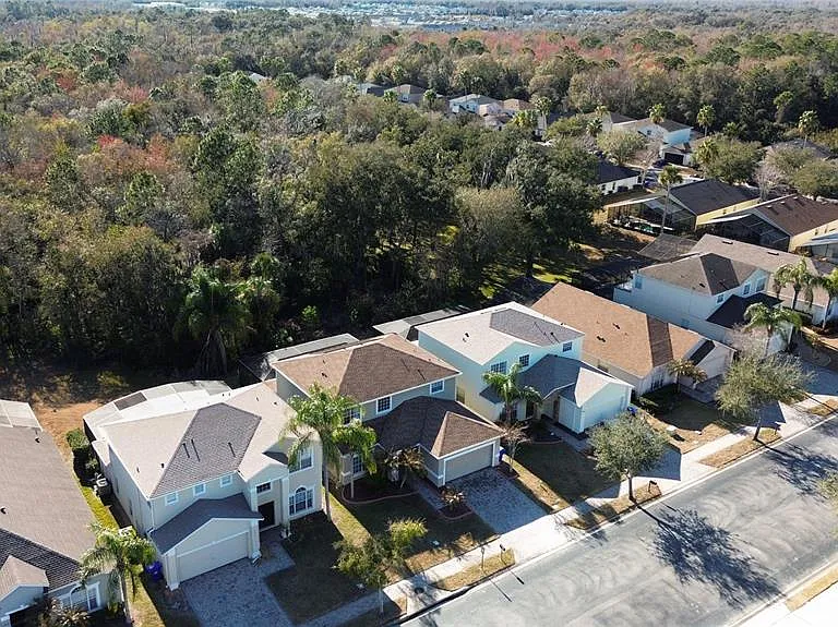 4608 Cumbrian Lakes Dr — Photo 4