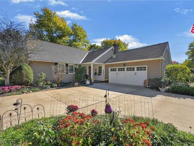 6821 Chadbourne Dr, North Olmsted, OH, 44070