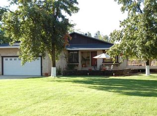 19423 Orchard Ln, Redding, CA