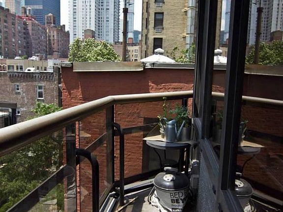 4th image of 418 E 59th St APT 6B