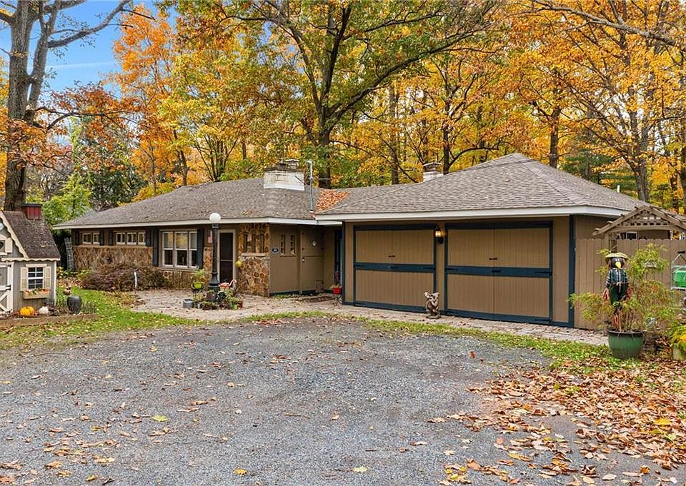 101 Moorestown Dr, Bath, PA 18014 Zillow