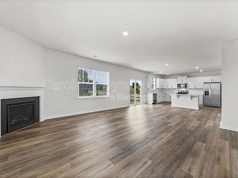 500 Blackpool Ct — Photo 5