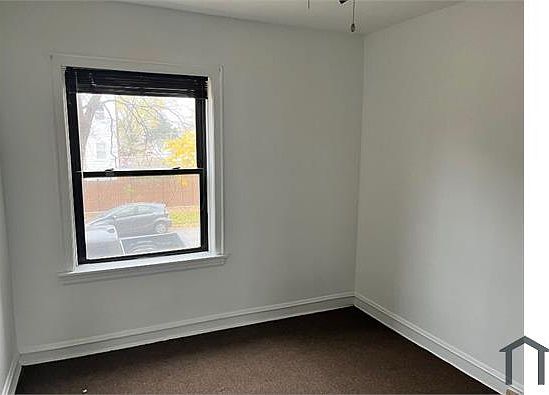 2nd image of 4038 W Ainslie St Unit 2