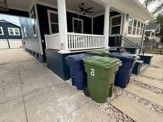 803 E James St — Photo 12